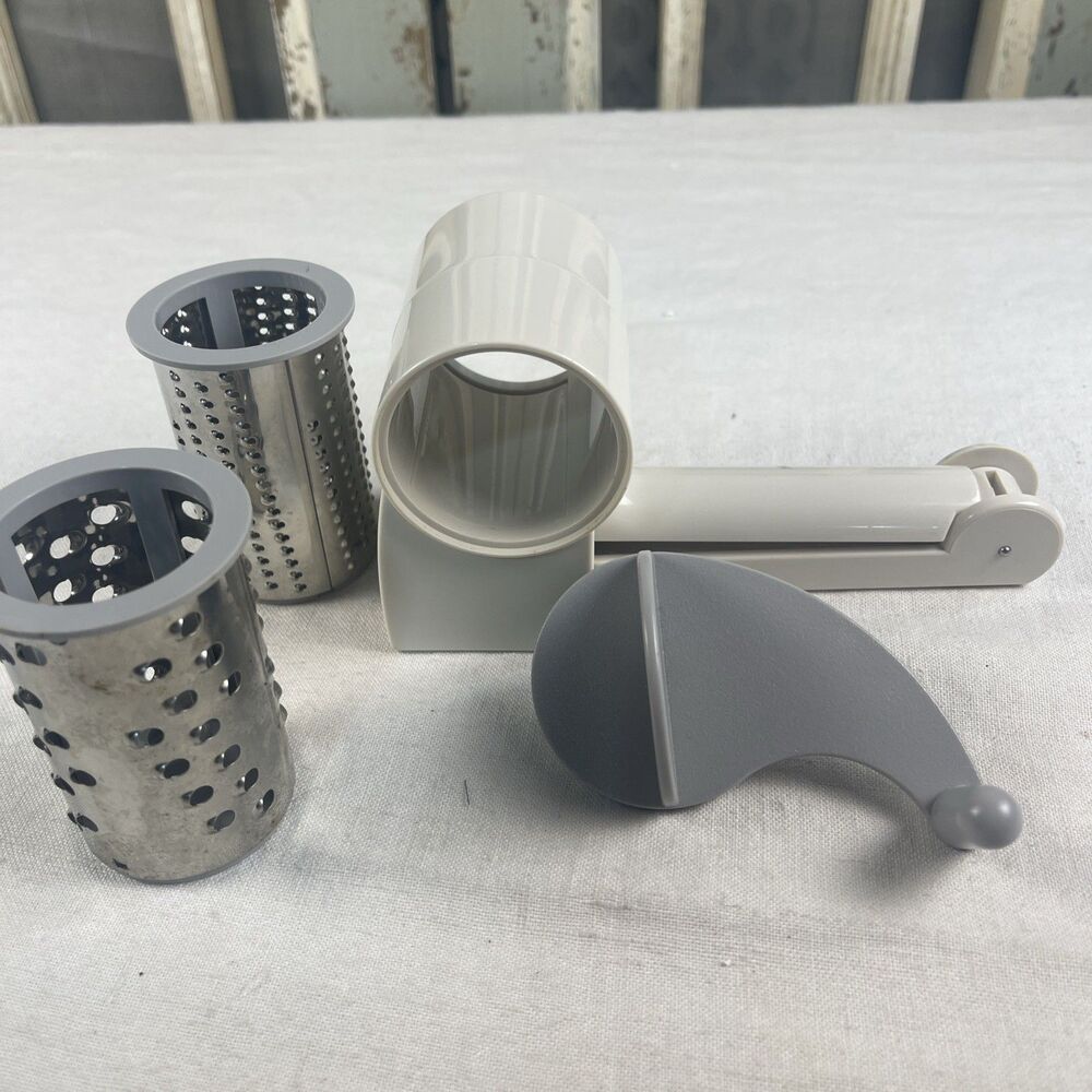 Pampered Chef Deluxe Cheese Grater #1275 2 Blade Hand Held Rotary